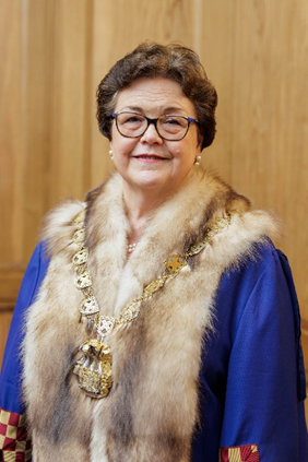 Caroline-Turnbull-Hall